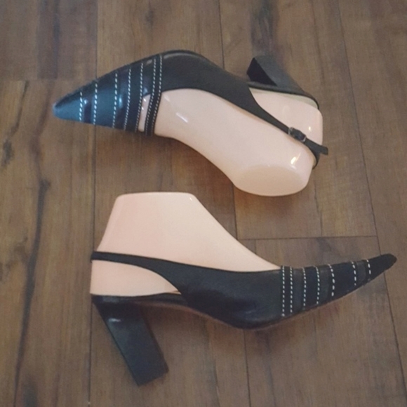 Circa‎ Joan & David - Black Block Heel Slingbacks - Picture 1 of 7